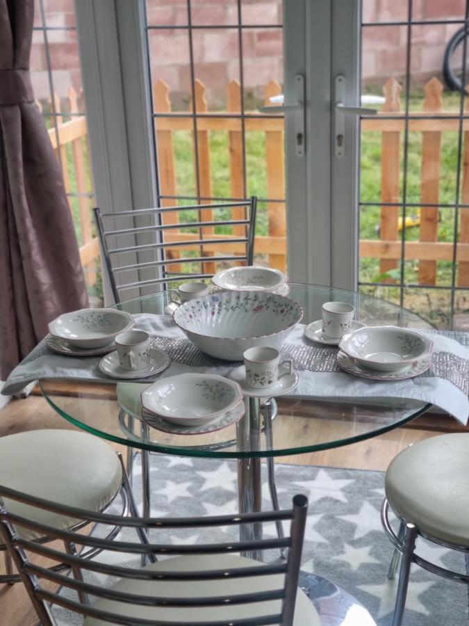 Nanny Bambi'S Highland Hoose Appartement Inverness Buitenkant foto