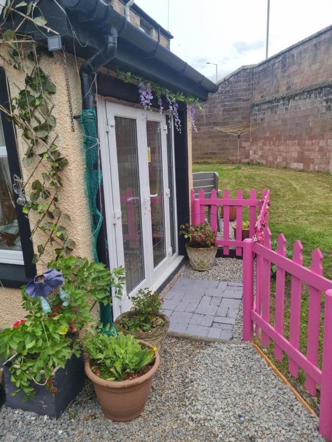 Nanny Bambi'S Highland Hoose Appartement Inverness Buitenkant foto